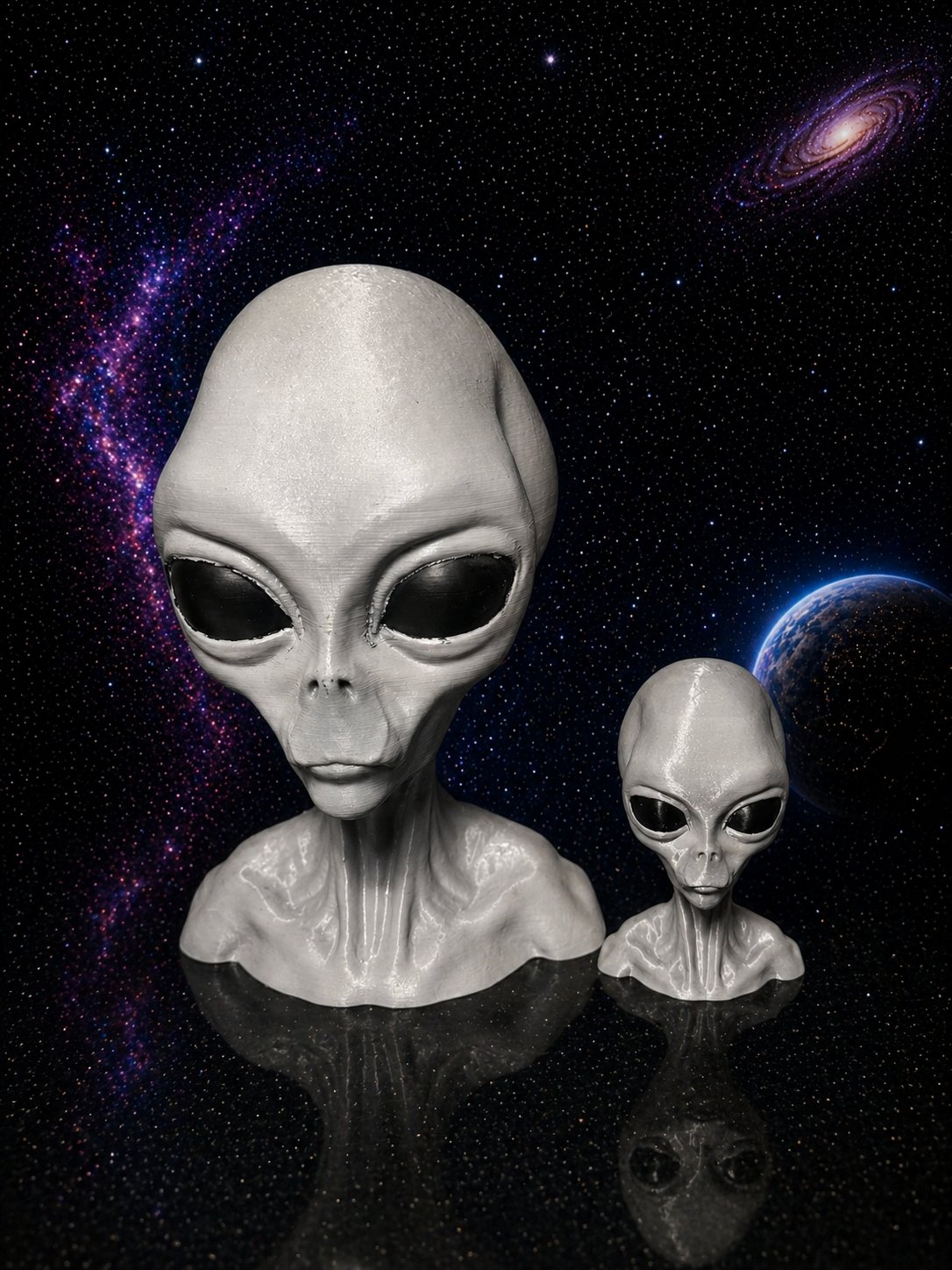 Grey Alien Head duo sizes comparison
